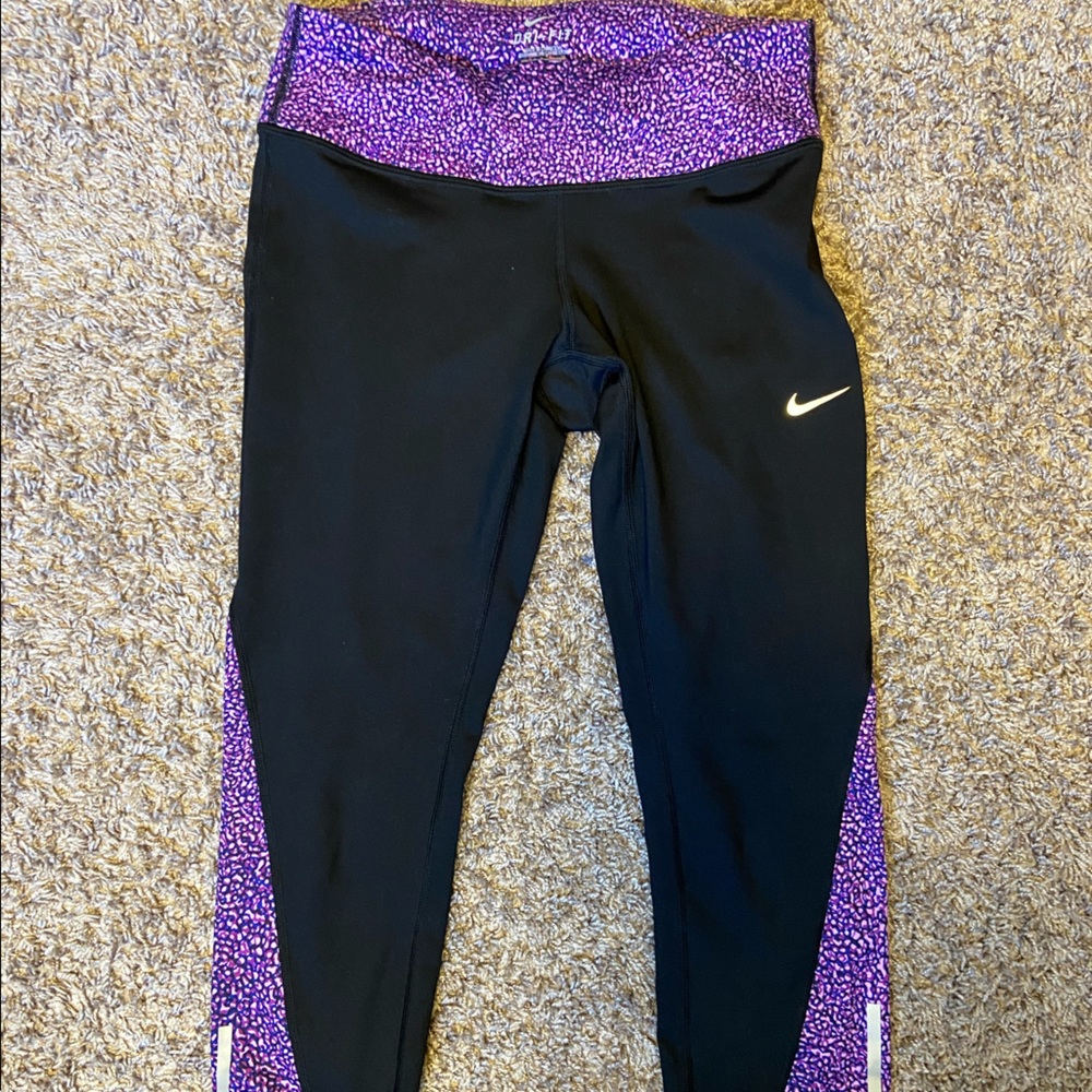 Nike Crop Leggings, Small